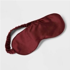 Room essentials | satin sleep mask burgundy